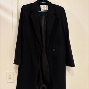 Aritzia Black Women's Coat
